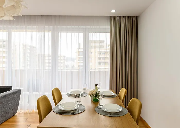 Jad Premium Apartments - Urban Plaza